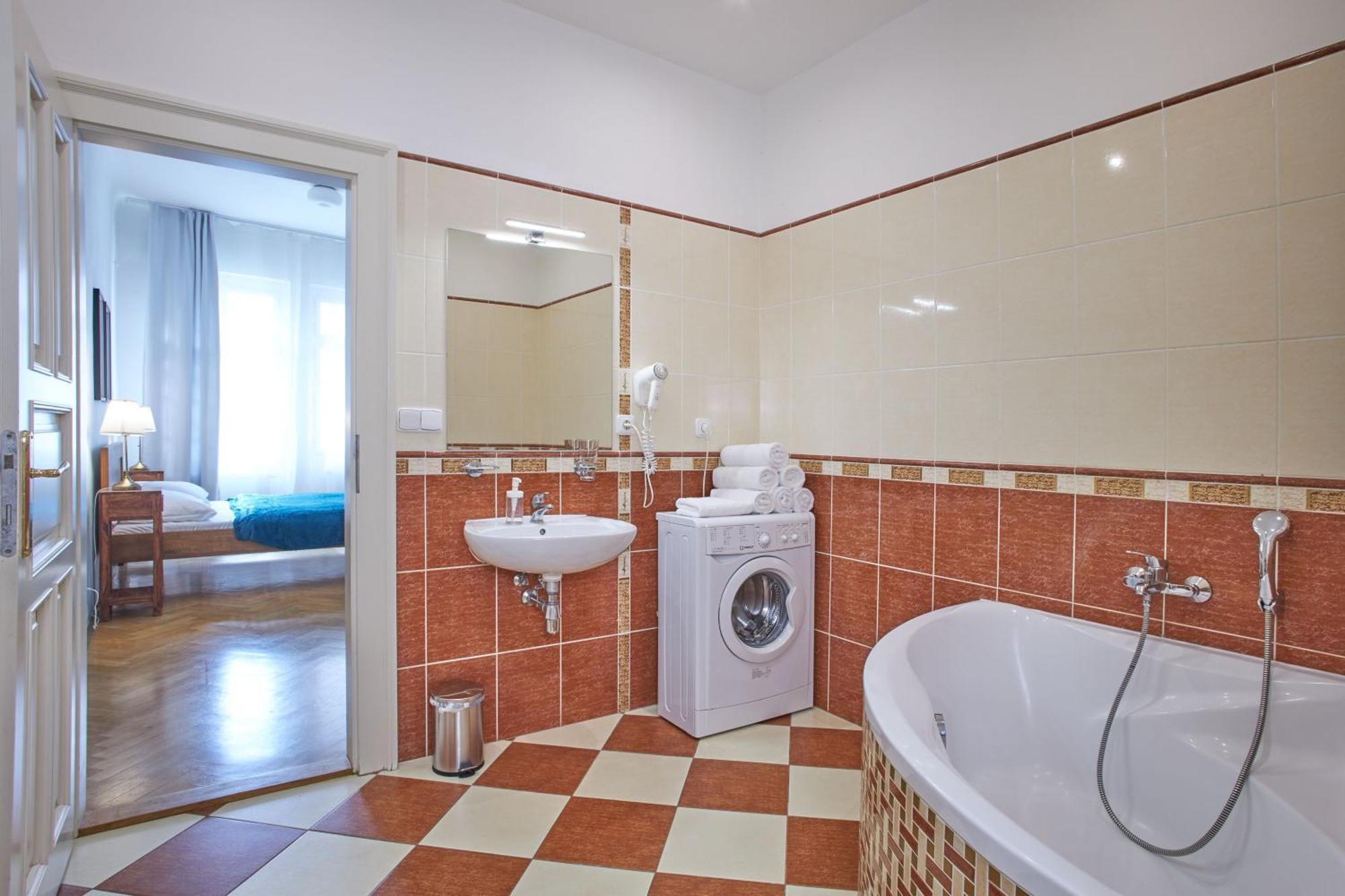 Charles Bridge Aparthotel Prague